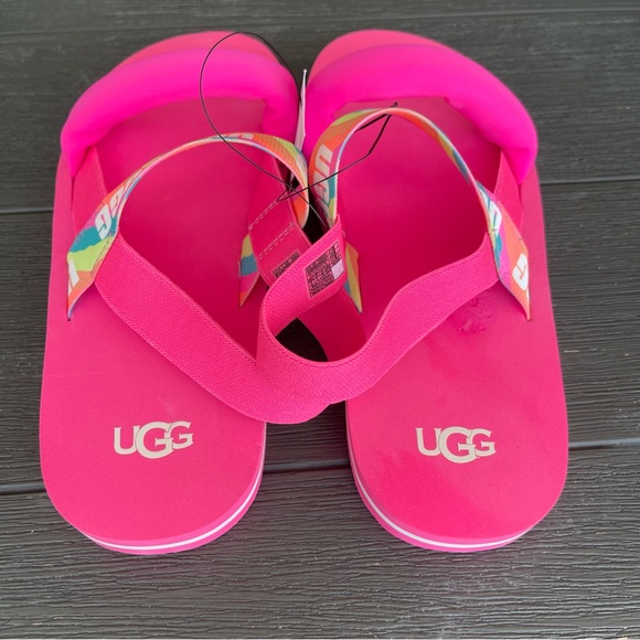 UGG k zuma sling sandals - Picture 4 of 9